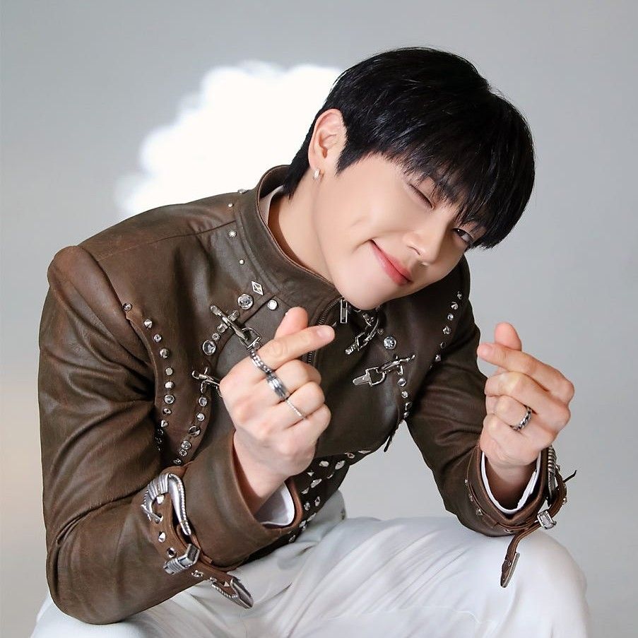 Behind-the-scenes cut of Minkyun (ONF)