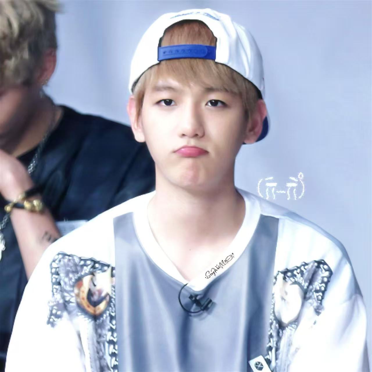 백현 (EXO) 최근 활동샷