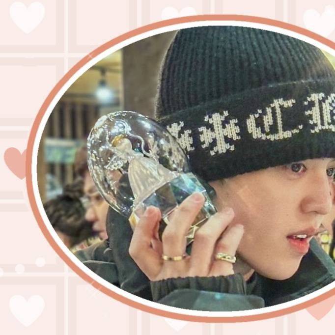 A moment captured by S.Coups (SEVENTEEN)'s fan