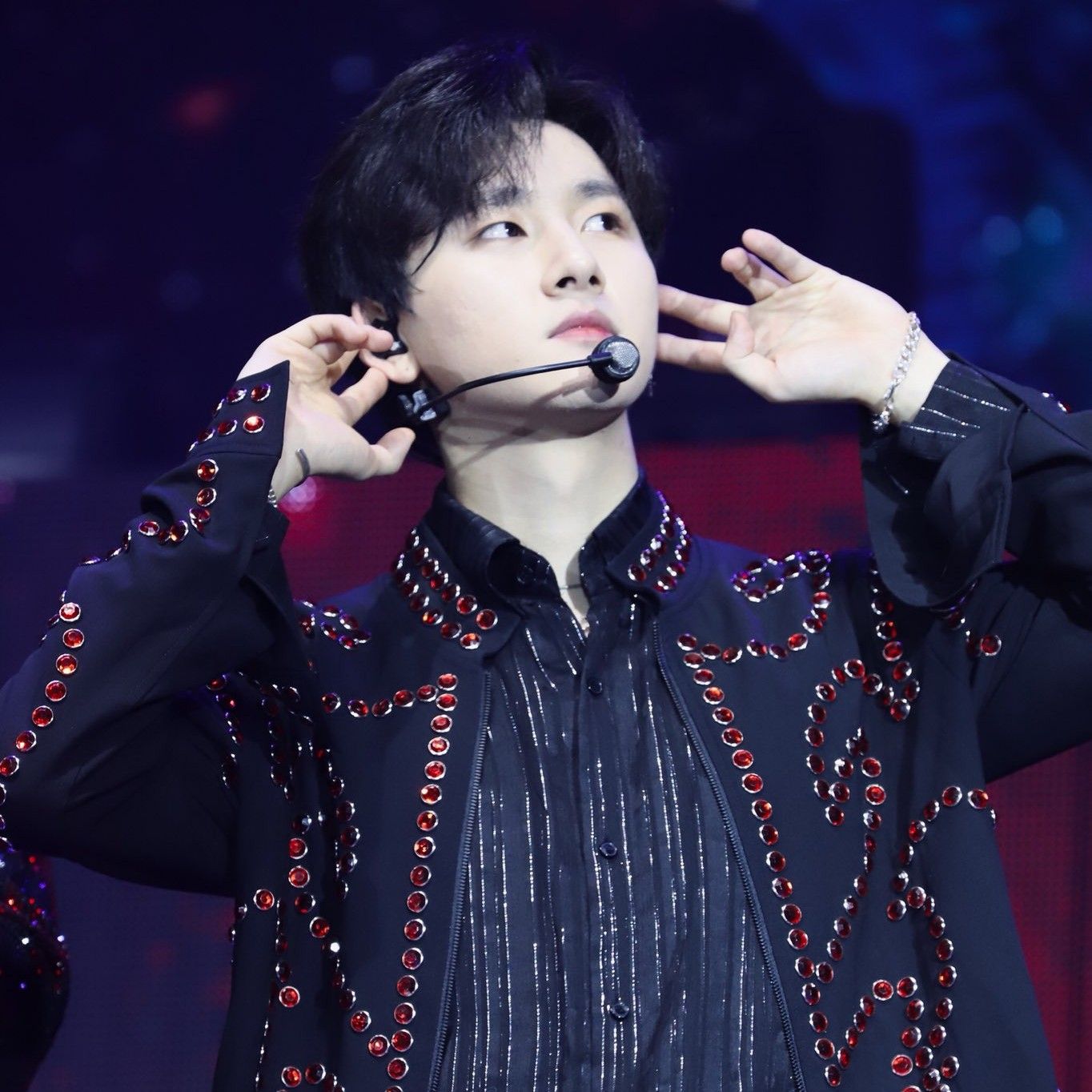 Momen yang diabadikan oleh penggemar MONSTA X