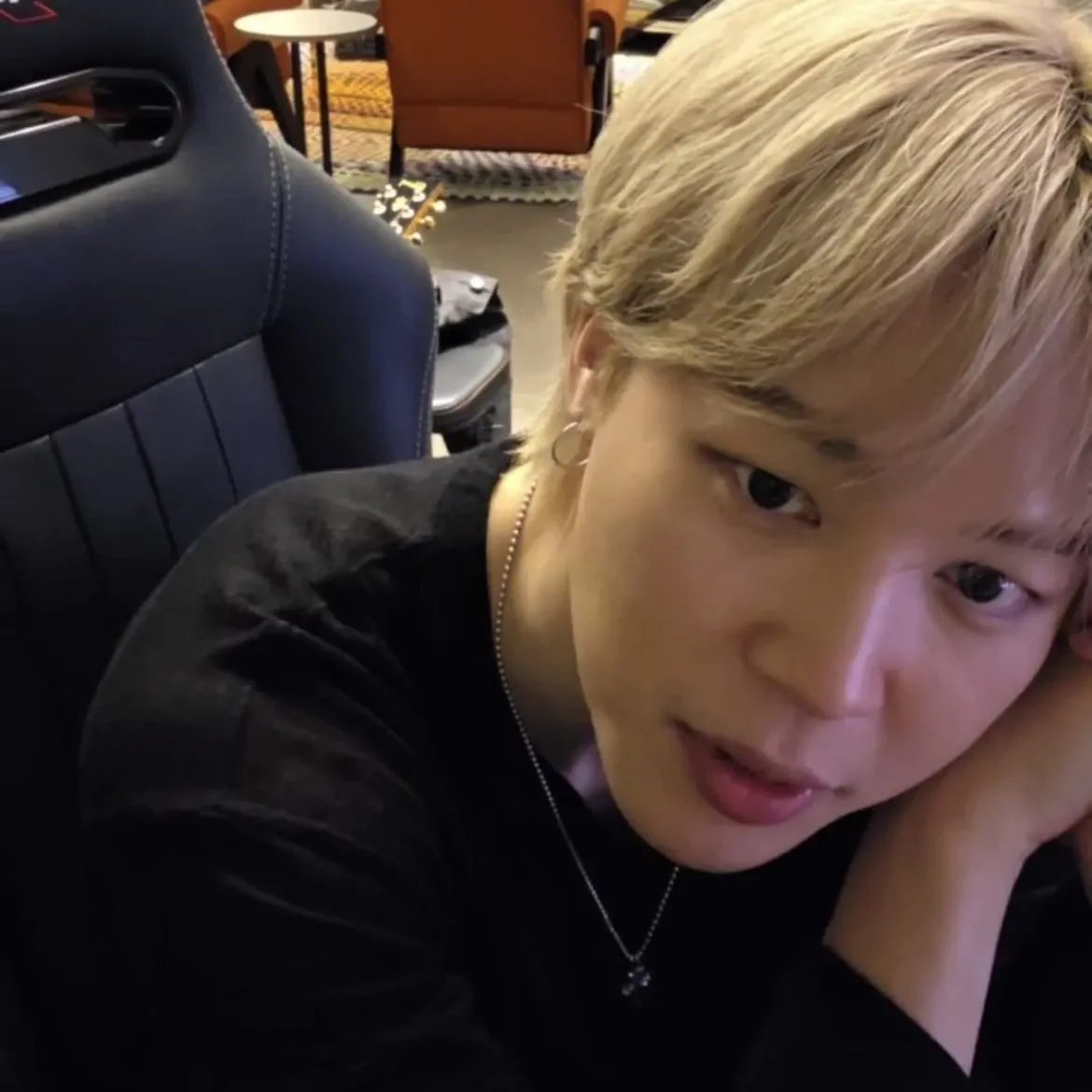 지민 (방탄소년단)의 최신 사진