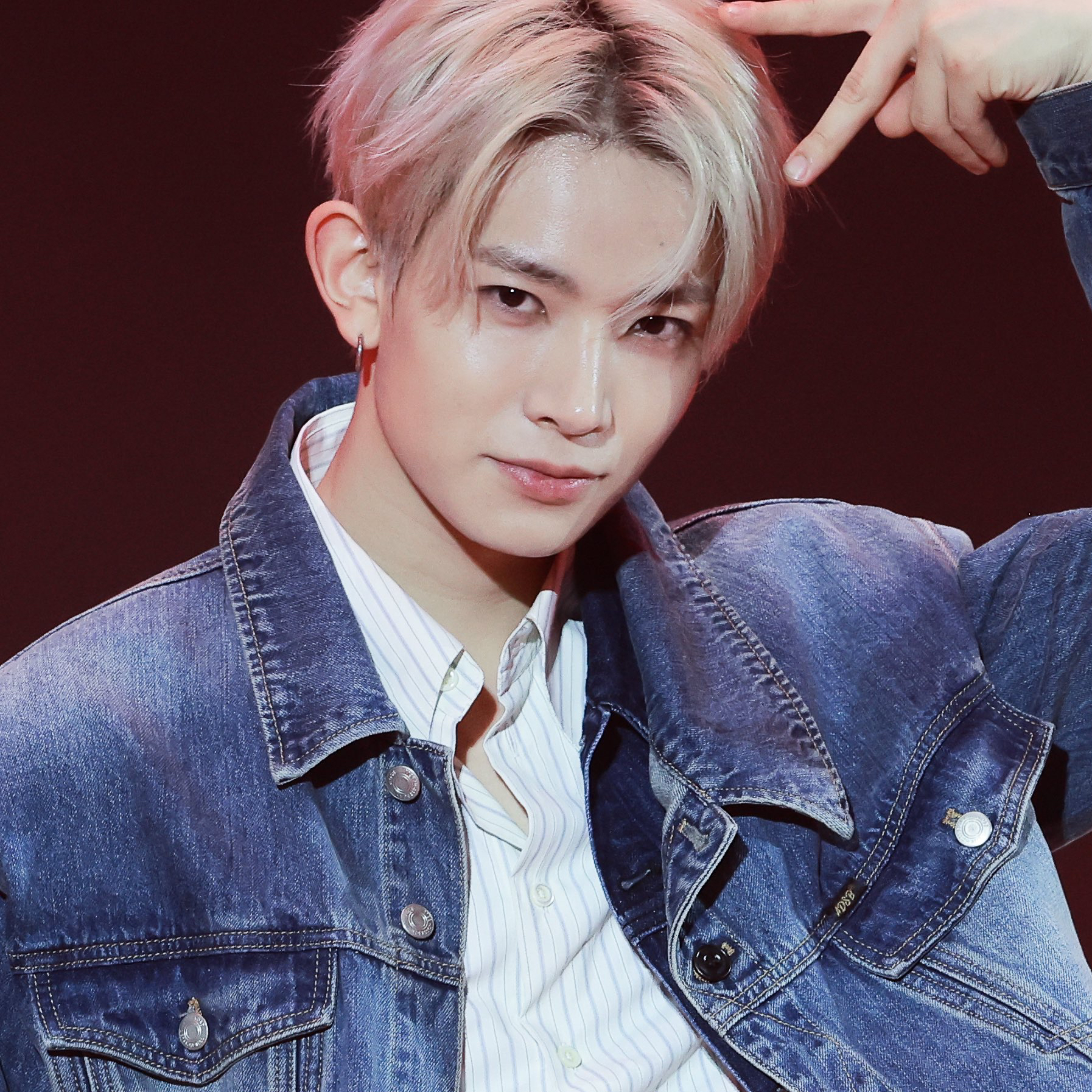 에반 최근 활동샷