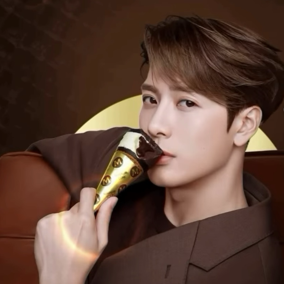 Behind-the-scenes cut of Jackson (GOT7)