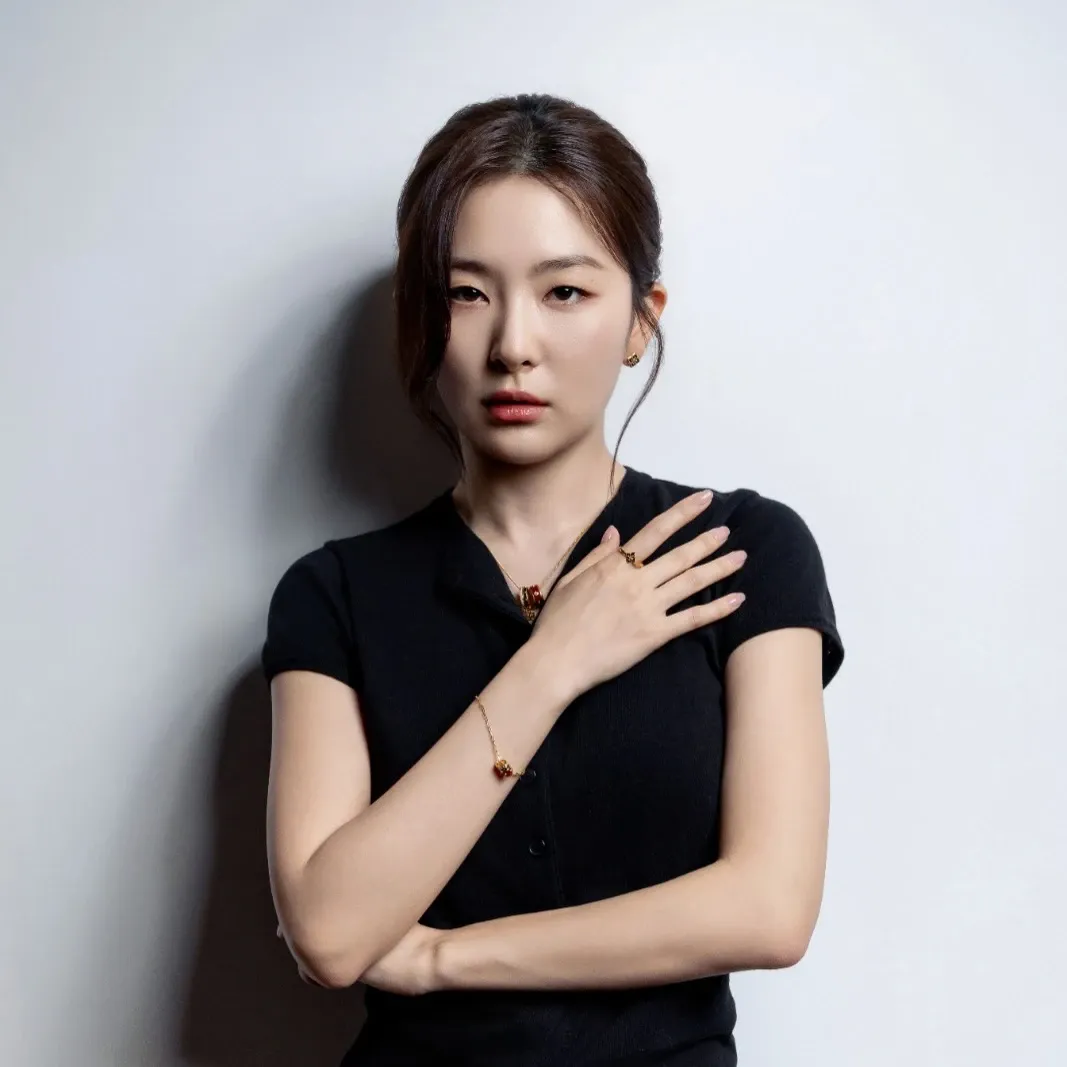 Latest photo of Seulgi (Red Velvet)