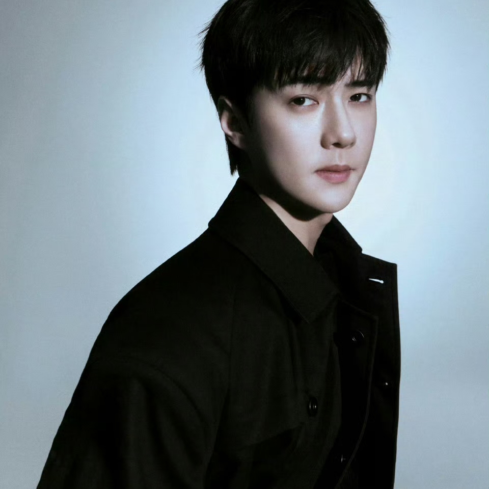 Recent activity shot of Sehun (EXO)