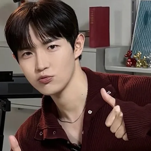 Foto aktivitas terbaru Kim Jaehwan