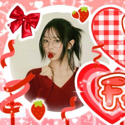 Latest photo of HANNI (NewJeans)