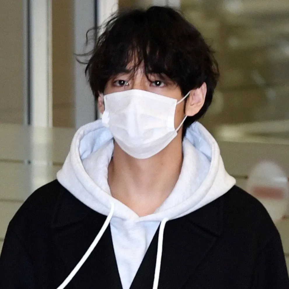 뷔 (방탄소년단) 최근 활동샷