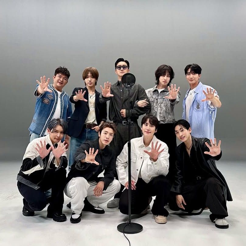 Foto aktivitas terbaru Super Junior