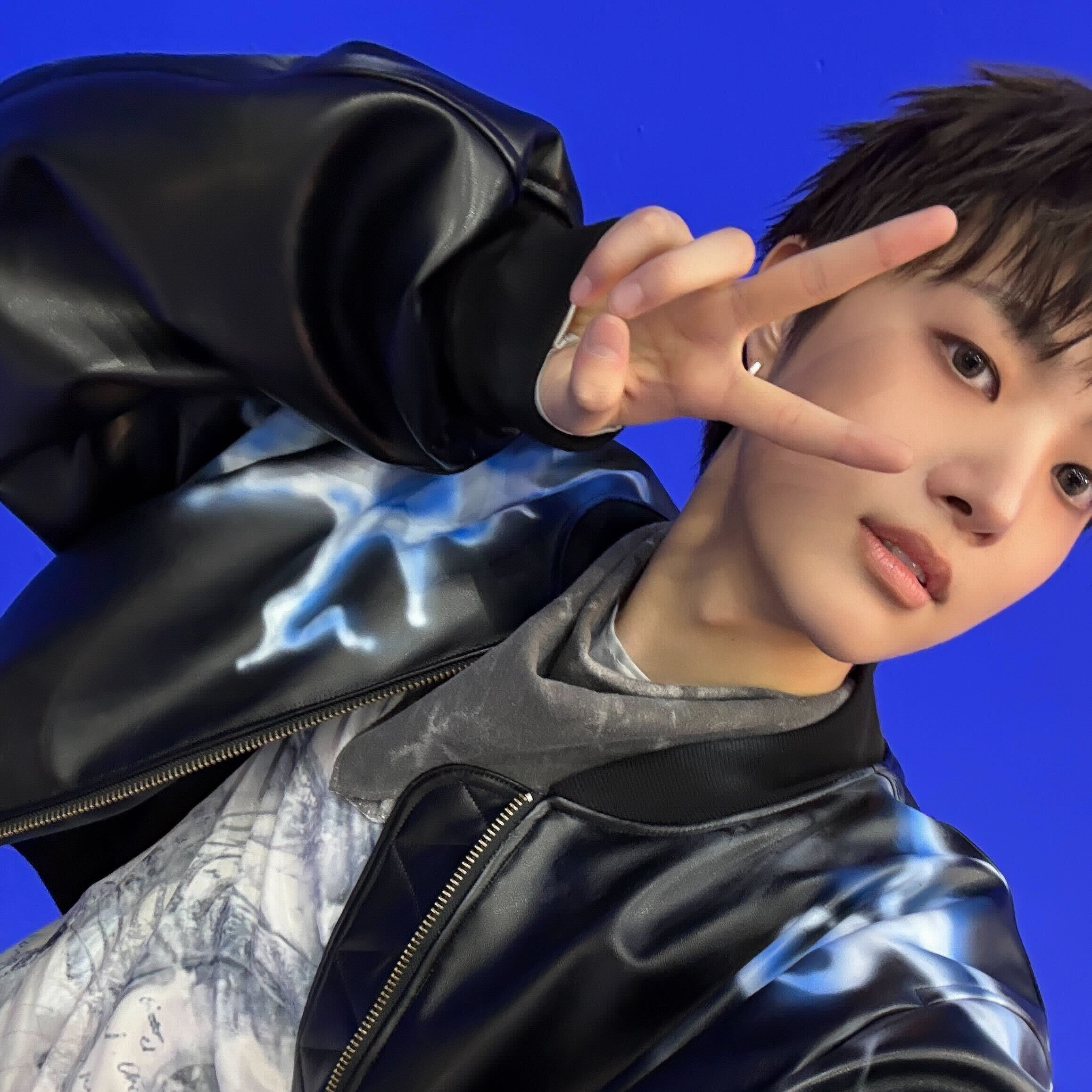 Potret di balik layar EJ (&TEAM)