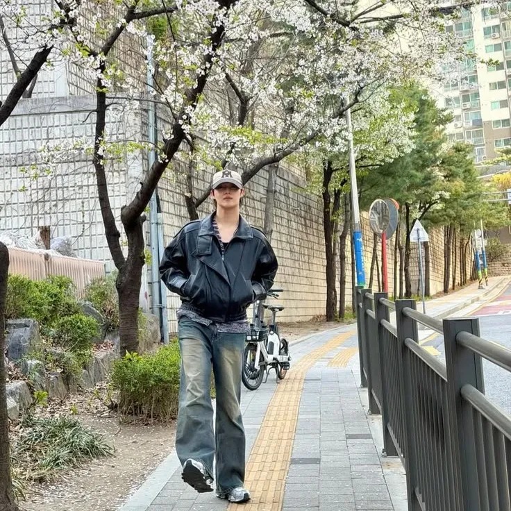 A moment captured by Hyunsuk's fan