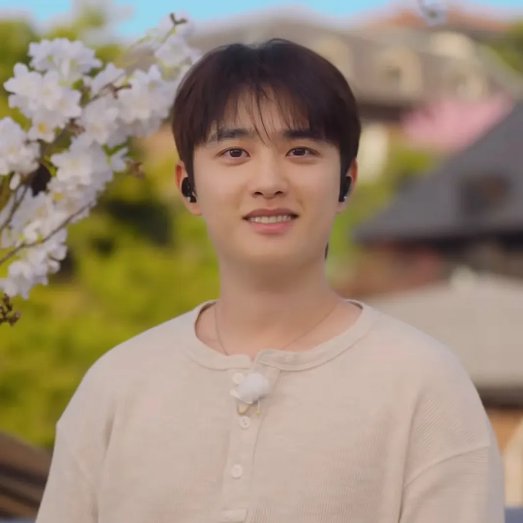 Foto aktivitas terbaru D.O. (EXO)