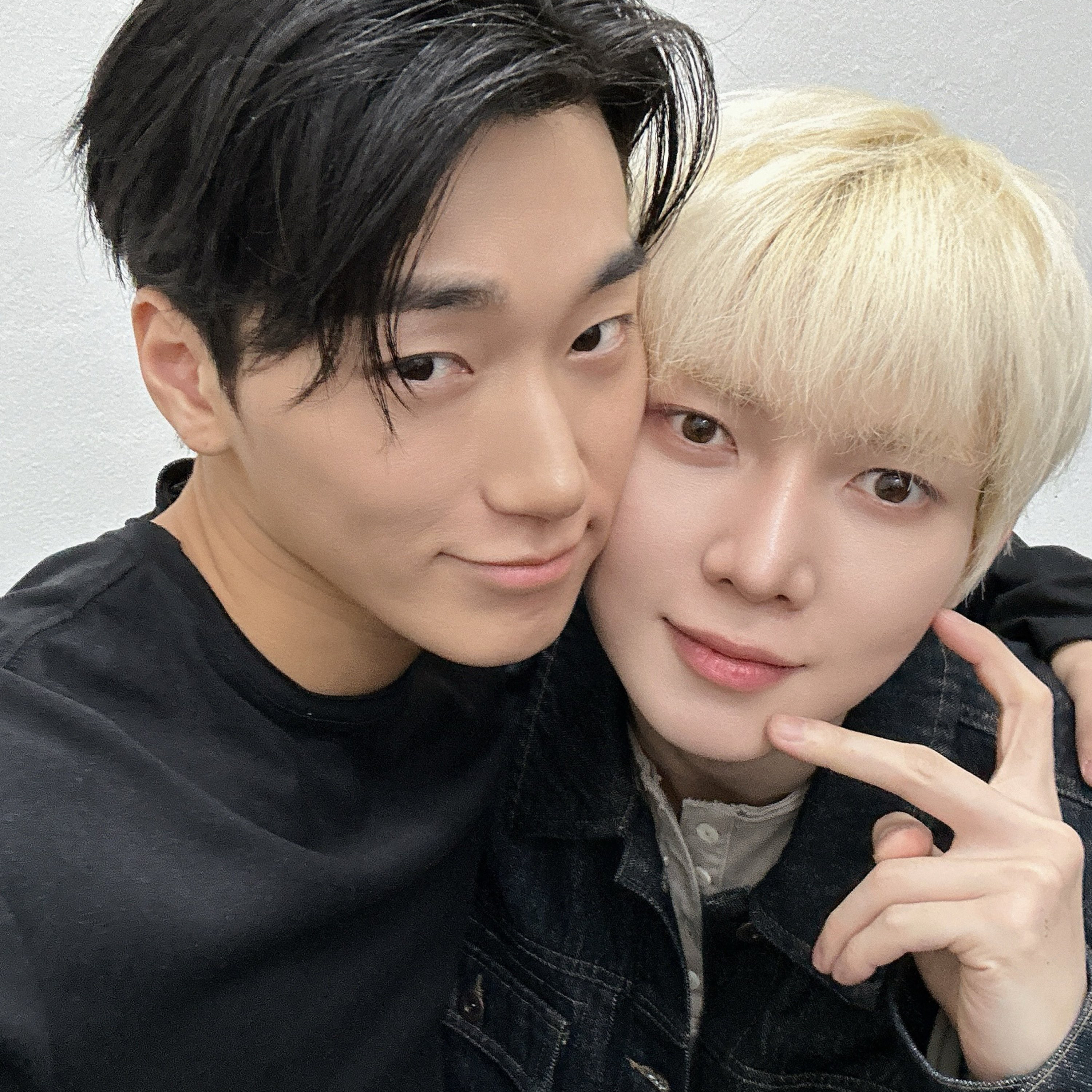 에이티즈의 비하인드 컷