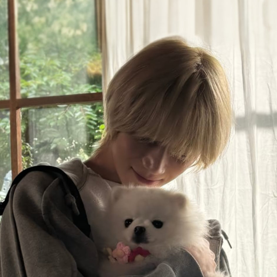 A moment captured by Beomgyu (TOMORROW X TOGETHER)'s fan