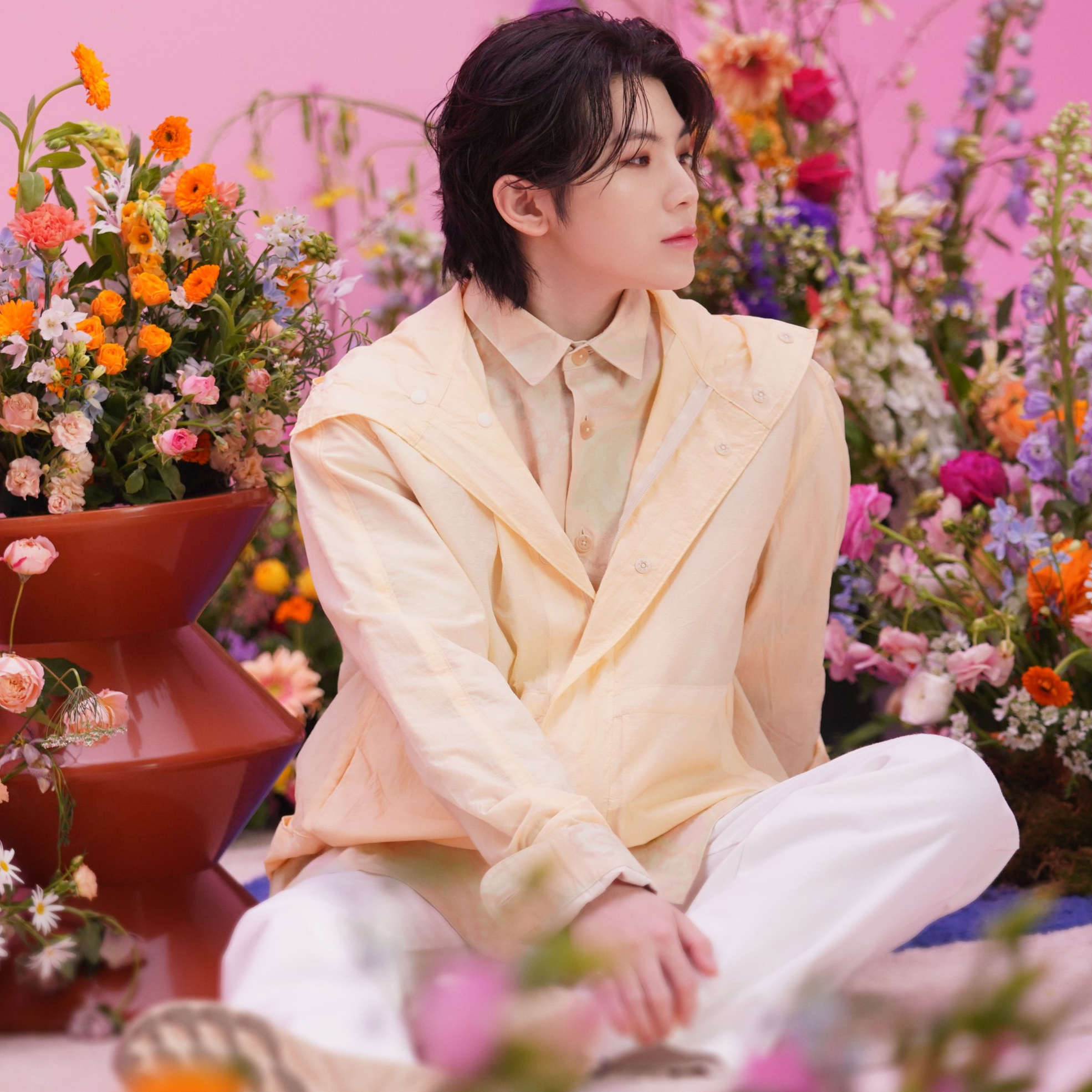 Recent activity shot of Woozi (SEVENTEEN)