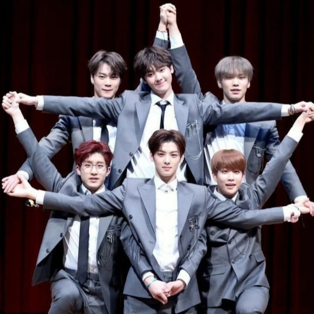 Foto aktivitas terbaru ASTRO