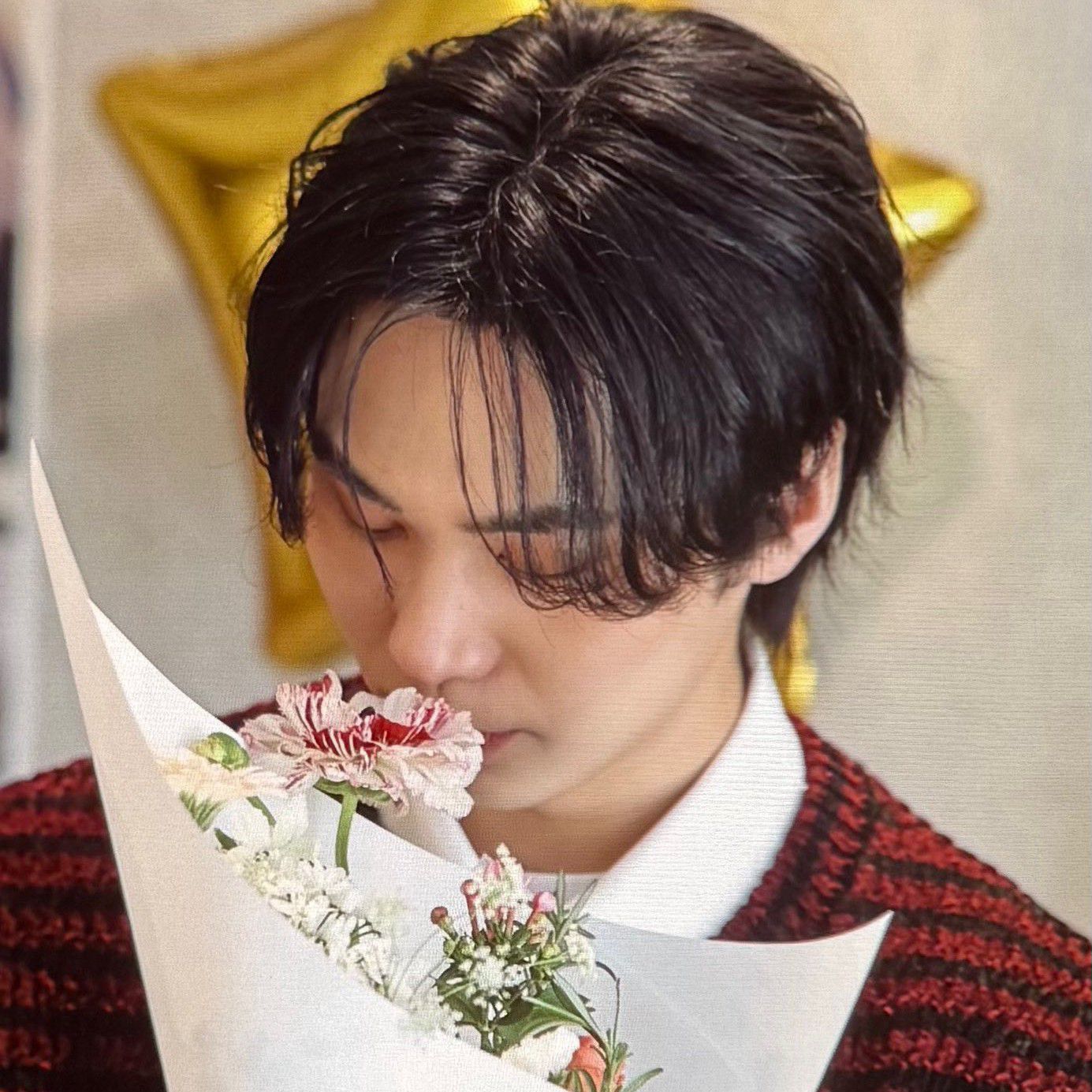 A moment captured by Rocky's fan