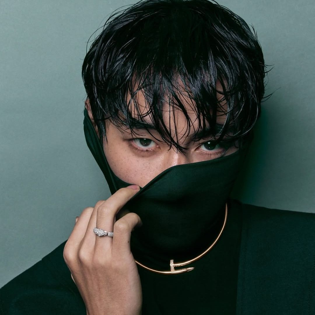 Latest photo of V (BTS)