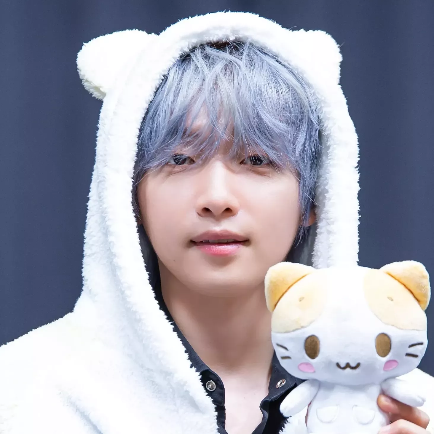Recent activity shot of Jeong Sewoon