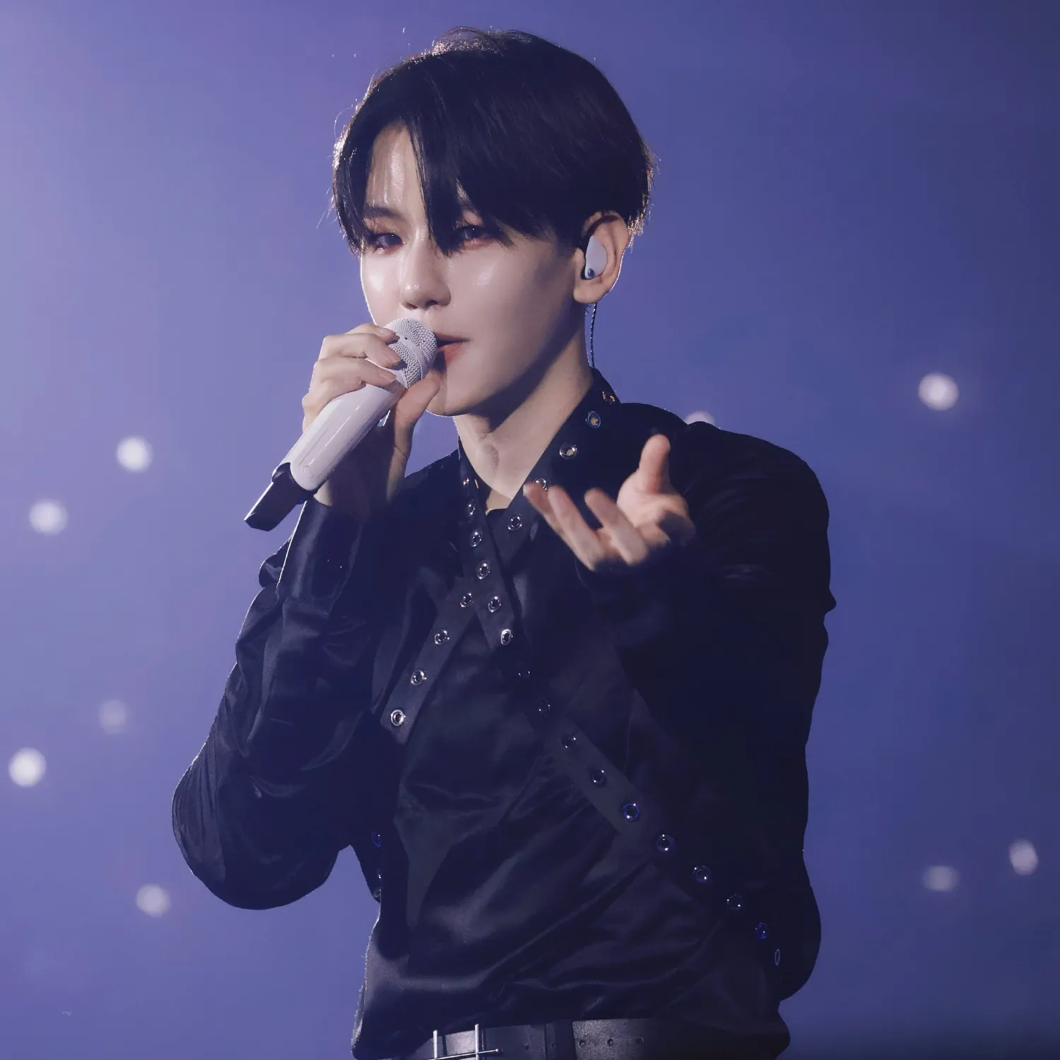 A moment captured by Baekhyun (EXO)'s fan