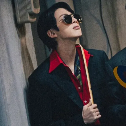 진 (방탄소년단)의 최신 사진