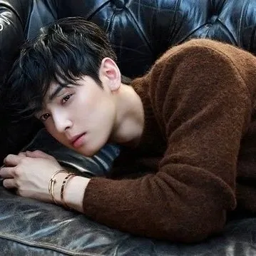 Latest photo of Eunwoo (ASTRO)