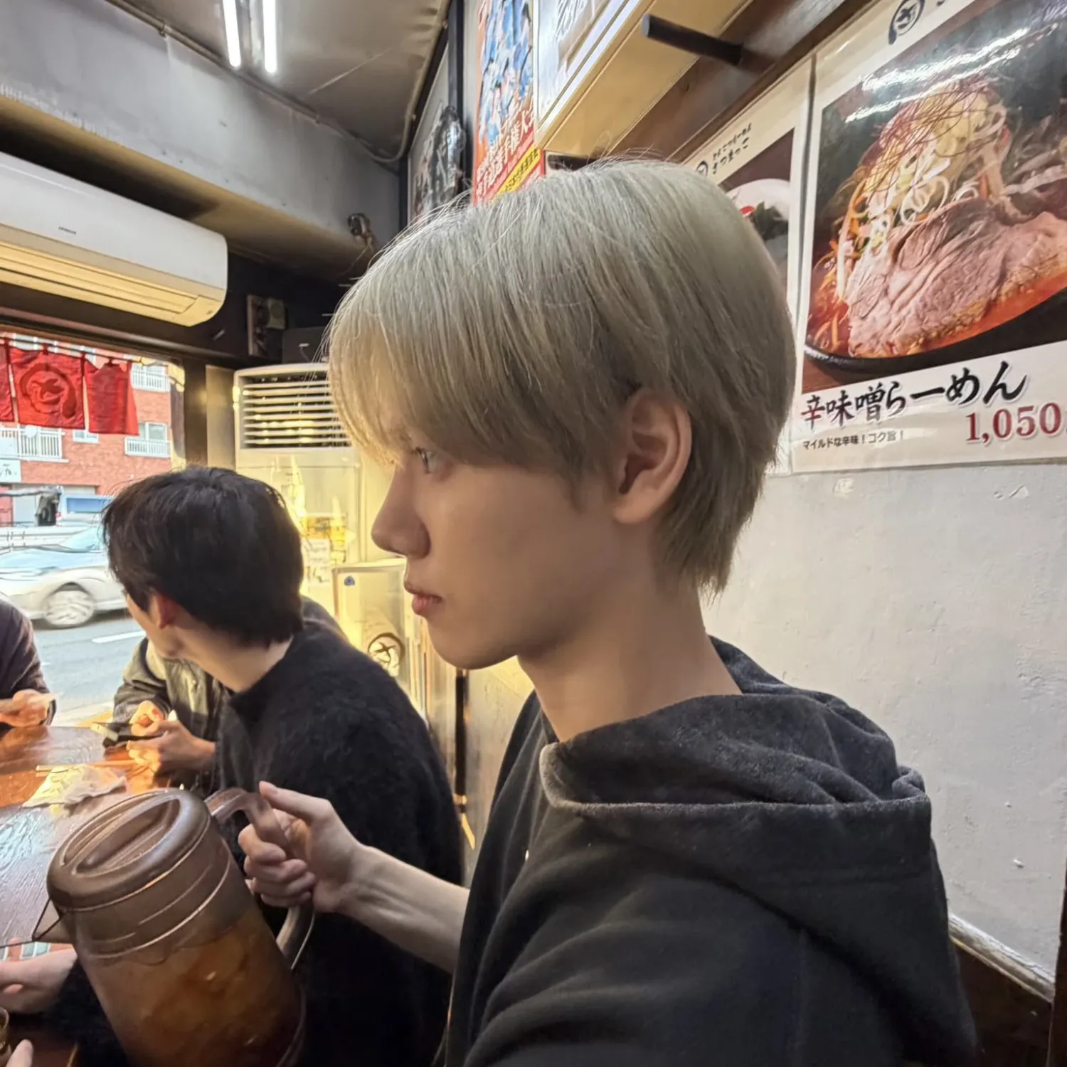 A moment captured by Minhee (CRAVITY)'s fan