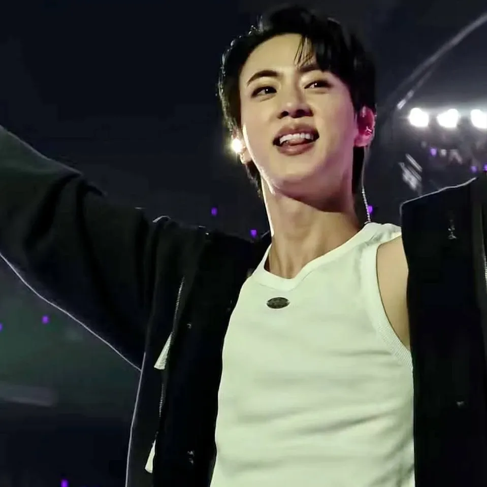 Foto terbaru Jin (BTS)
