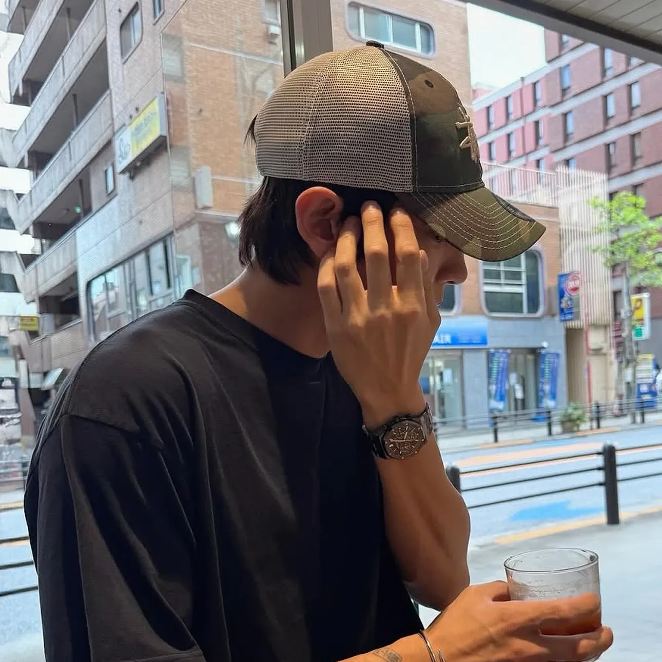 Recent activity shot of Chanyeol (EXO)