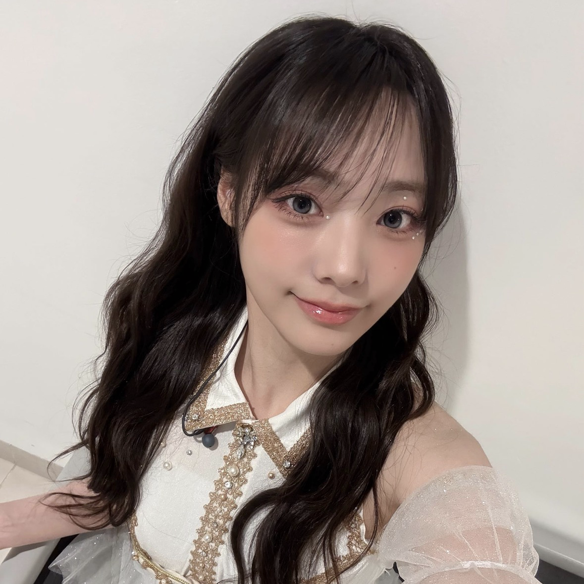 Latest photo of Siyeon (QWER)