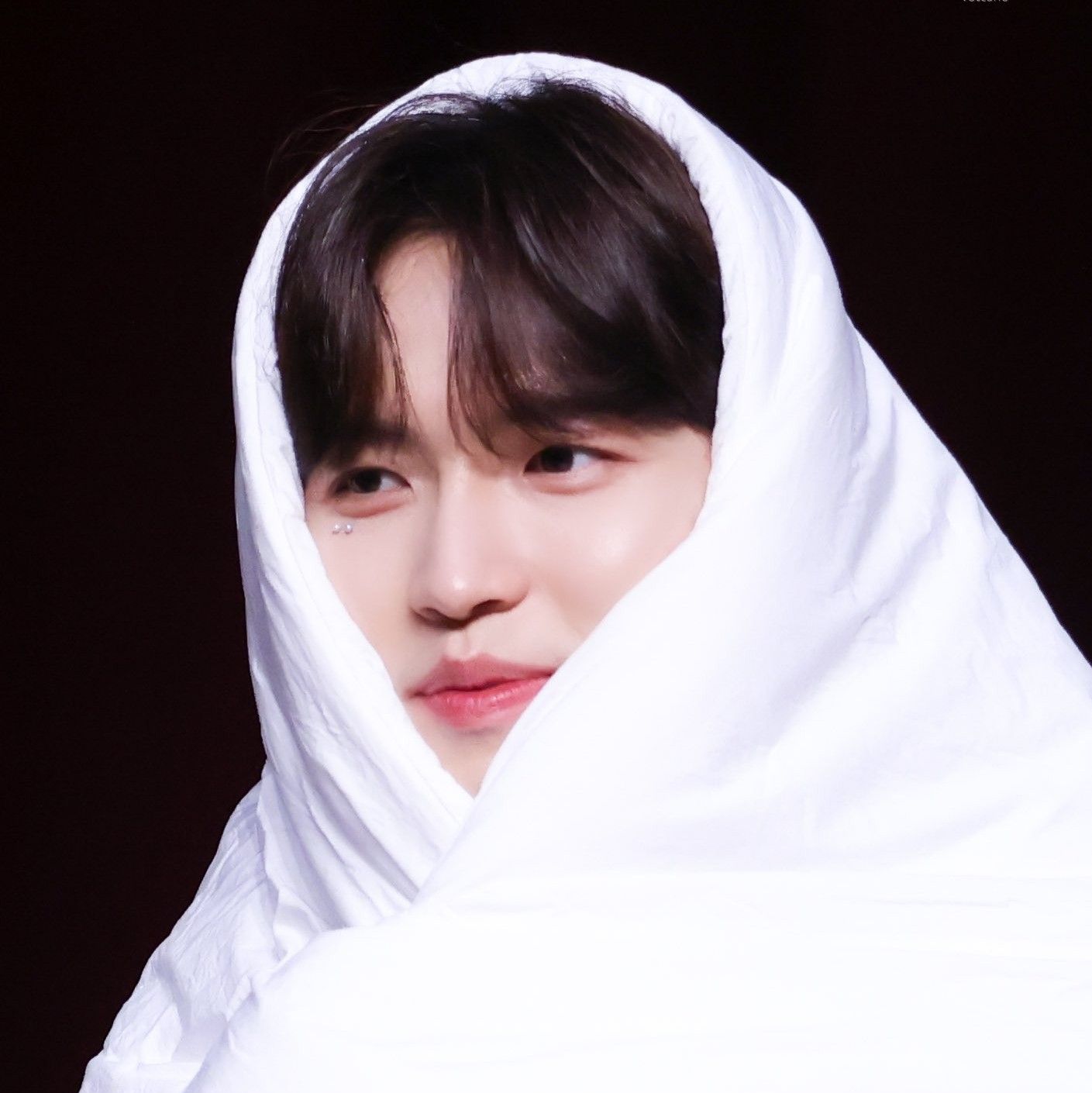 Potret di balik layar Kim Jaehwan