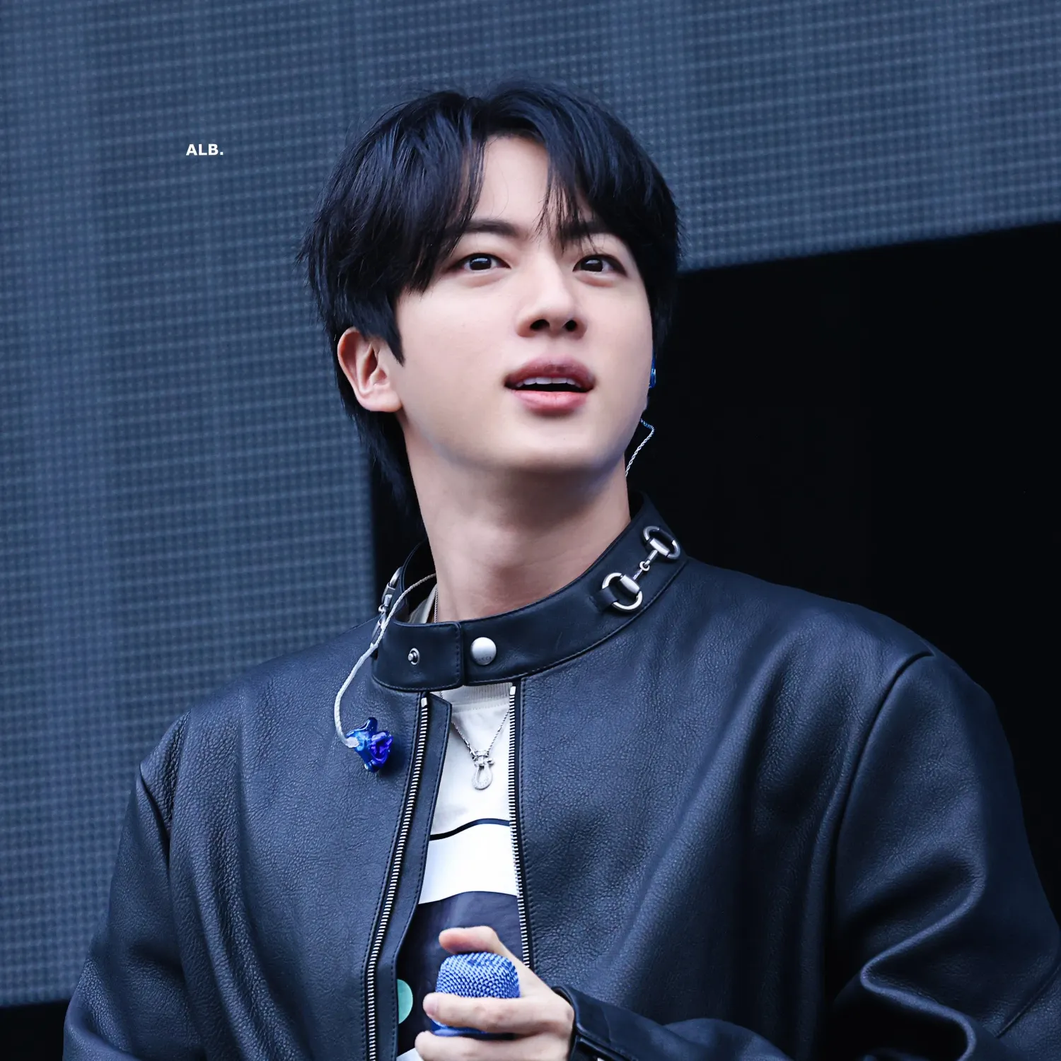 Foto terbaru Jin (BTS)