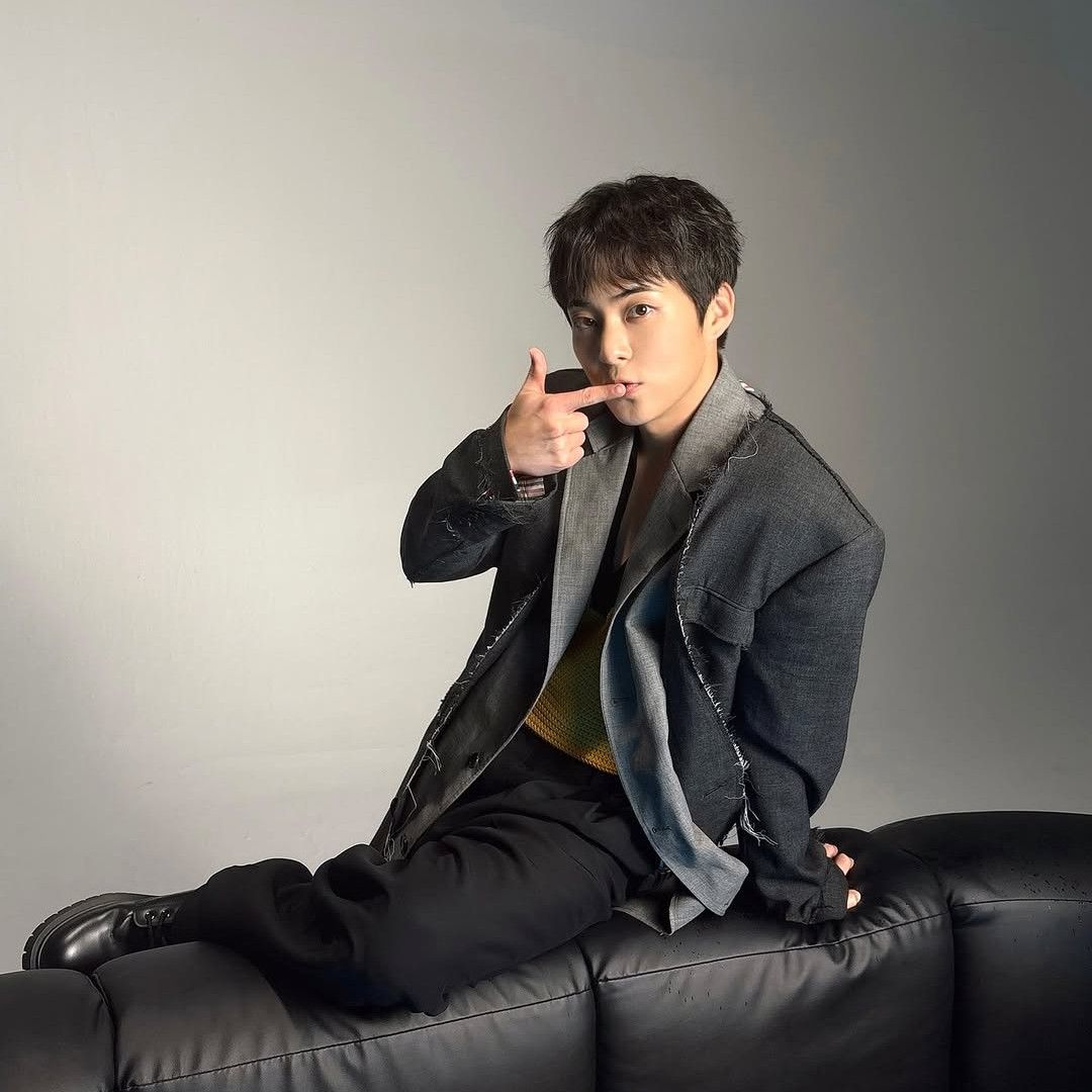 Behind-the-scenes cut of Xiumin (EXO)