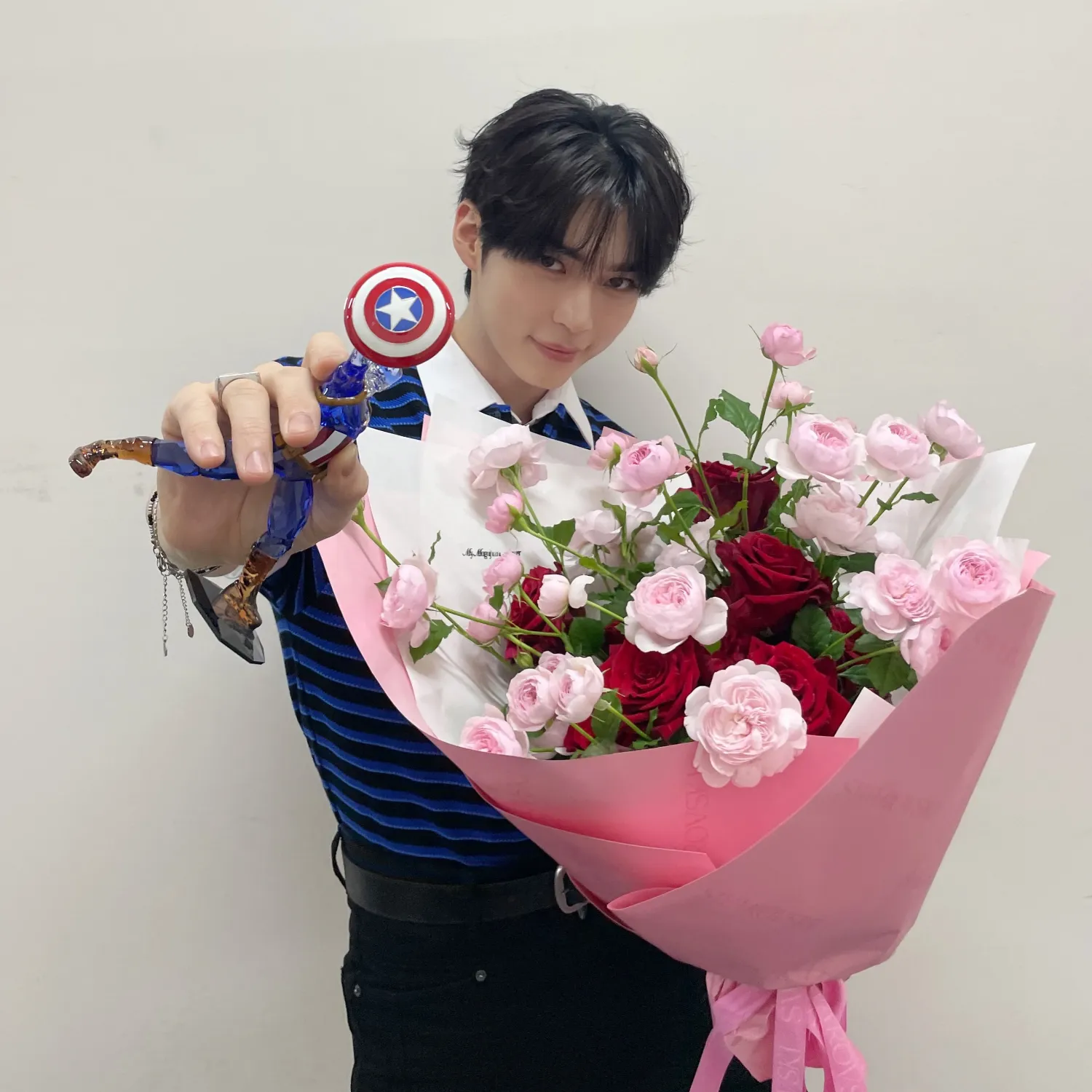 A moment captured by Sung Hanbin (ZEROBASEONE)'s fan