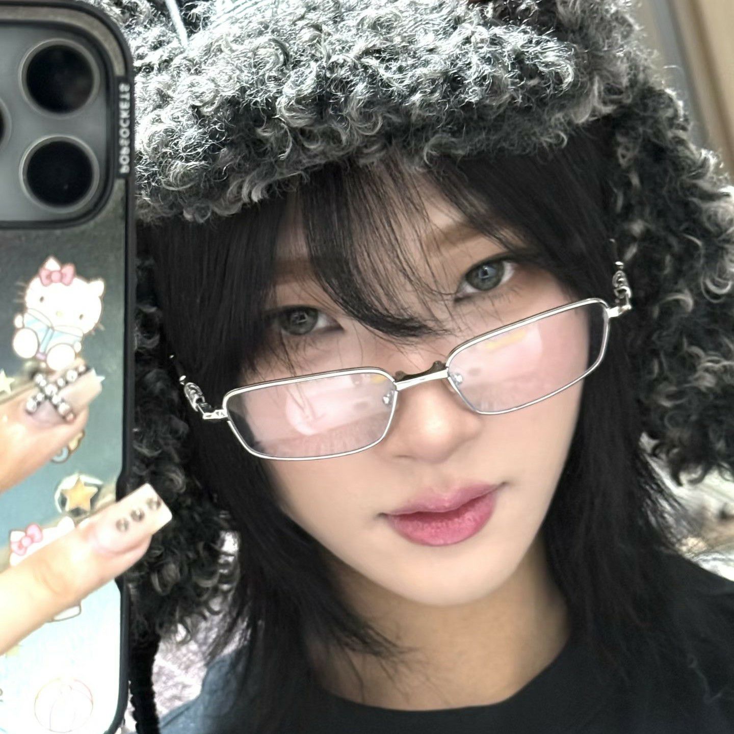 A moment captured by Hu Yetao (NexT1DE)'s fan