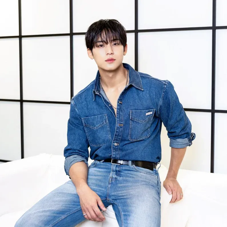 Latest photo of Mingyu (SEVENTEEN)