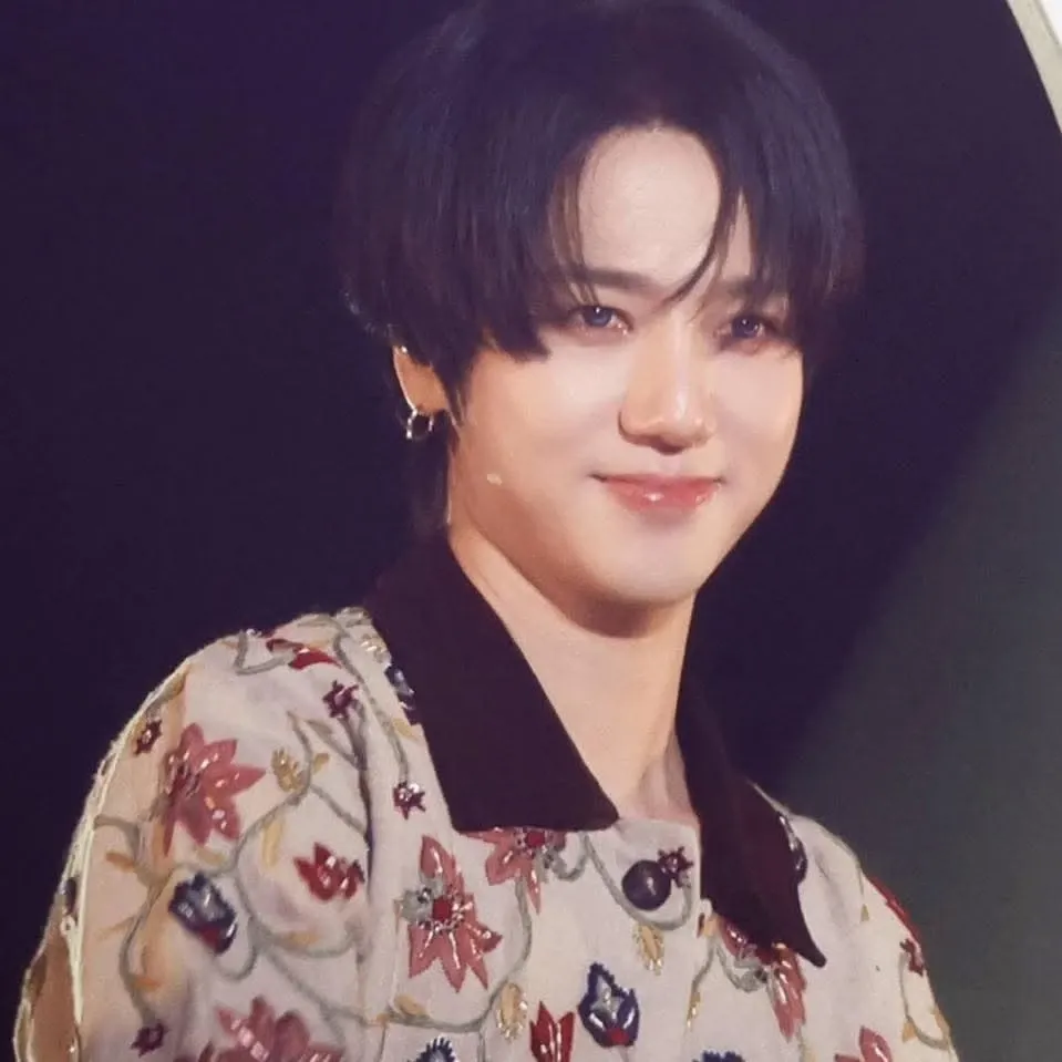 Foto aktivitas terbaru Yesung (Super Junior)