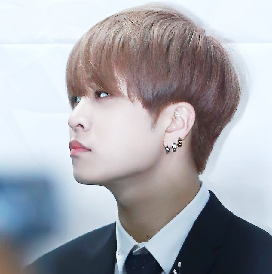 Latest photo of Youngjae (GOT7)