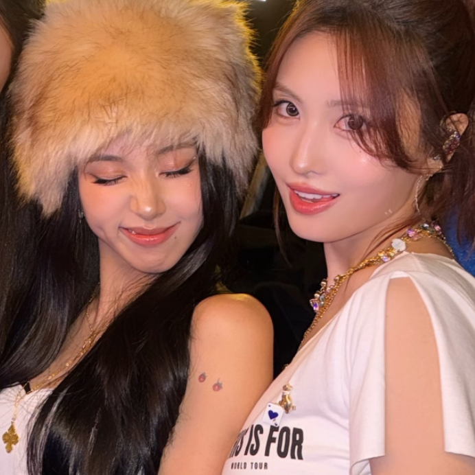 Momo (TWICE)的最新照片