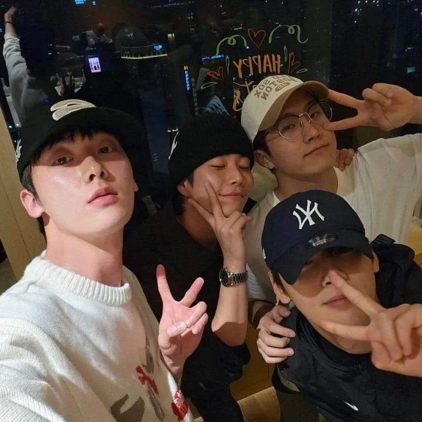 A moment captured by Sanha (ASTRO)'s fan