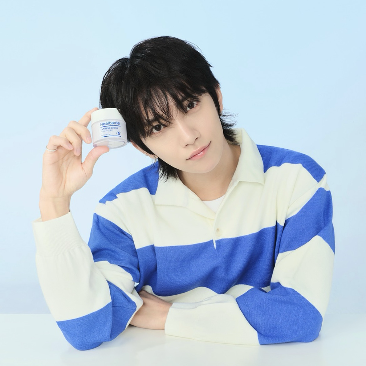 Recent activity shot of Joshua (SEVENTEEN)