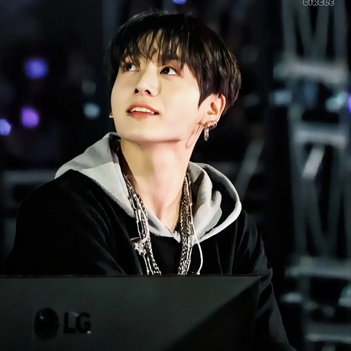 정국 (방탄소년단)의 비하인드 컷