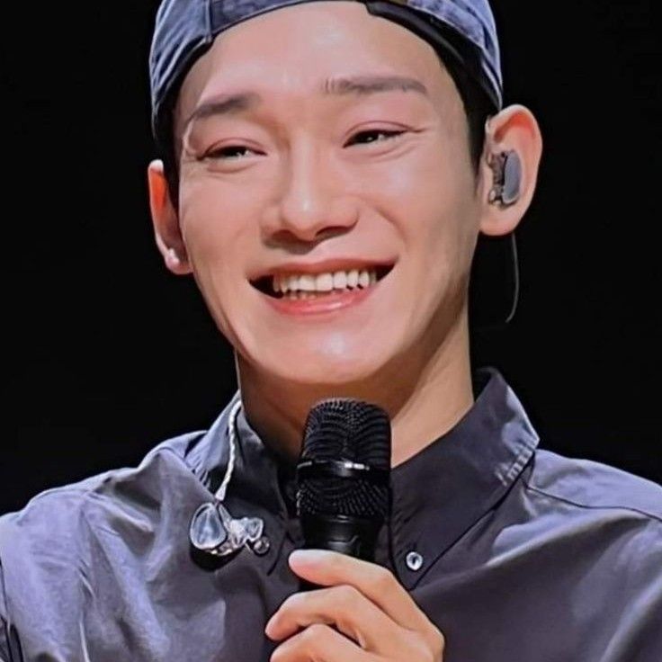 A moment captured by Chen (EXO)'s fan