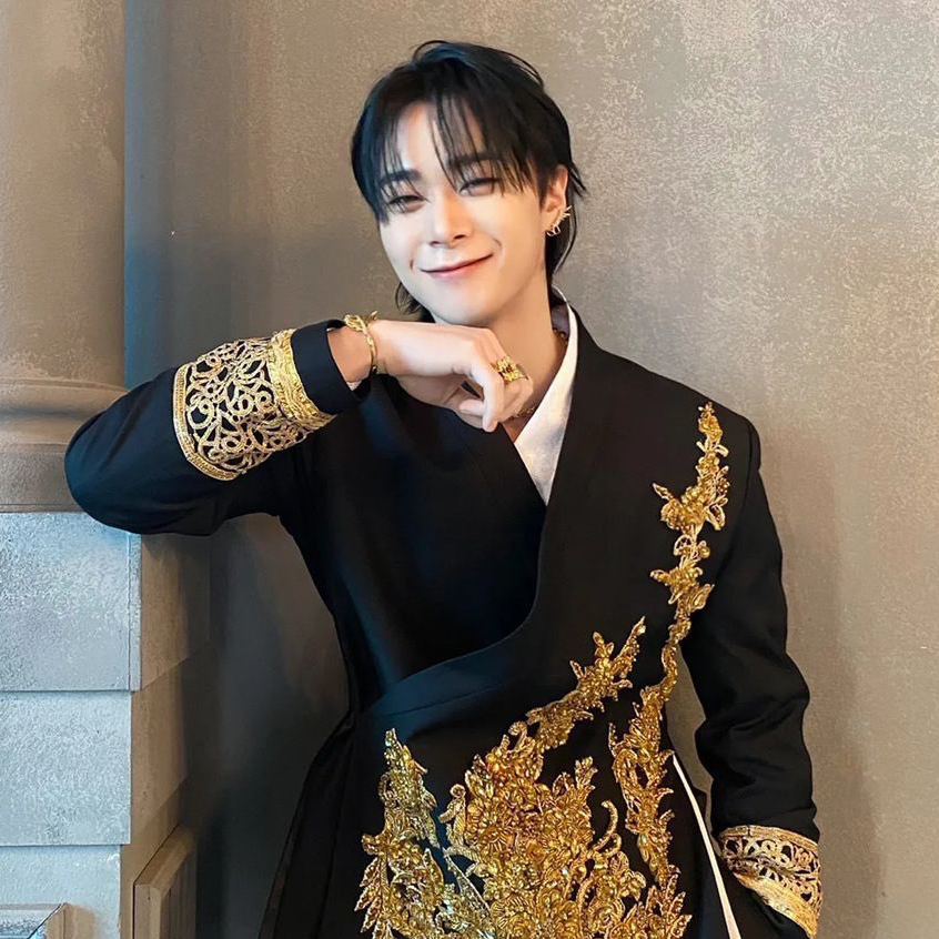 ムンビン (ASTRO)の最近の活動写真