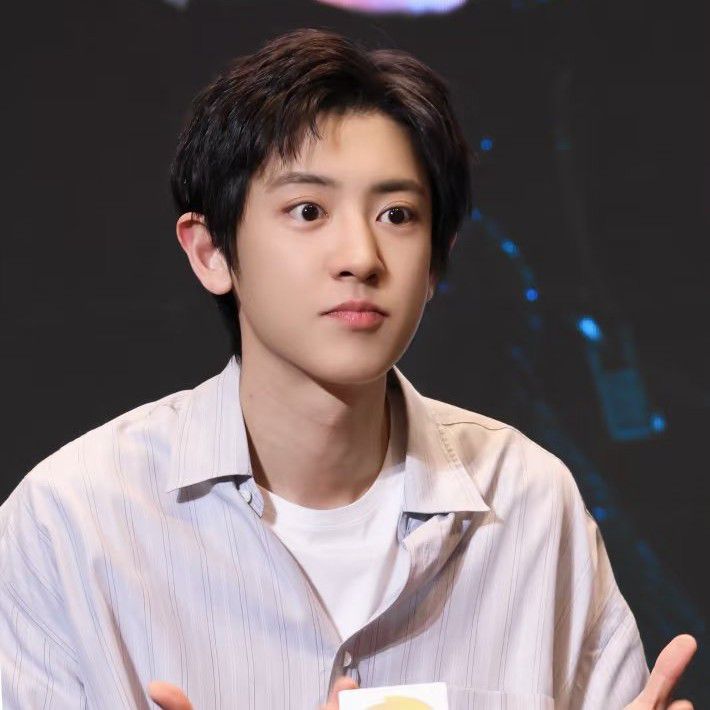 灿烈 (EXO)粉丝拍下的瞬间