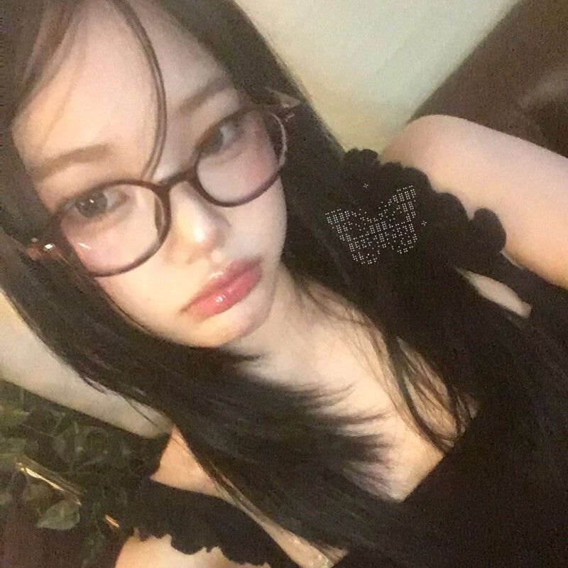 Behind-the-scenes cut of Park Boeun (CLASS:y)