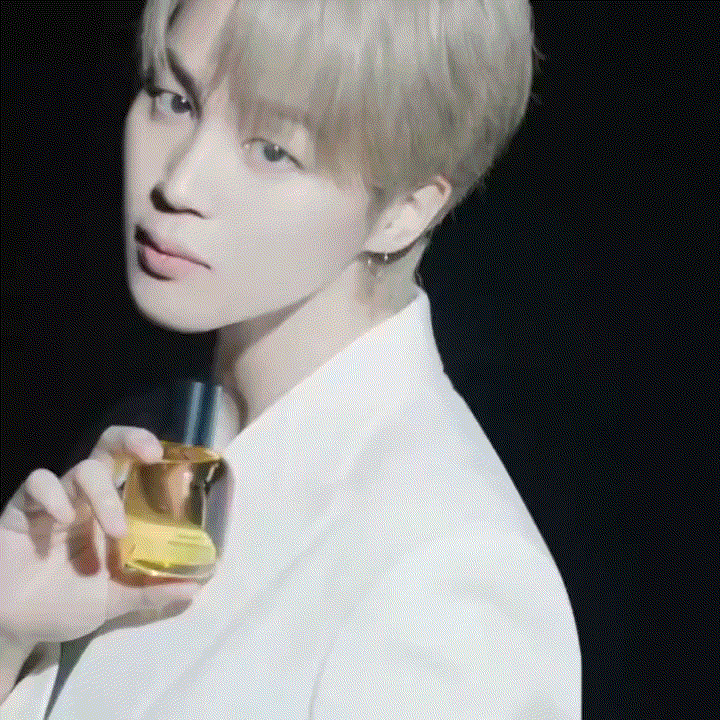 Momen yang diabadikan oleh penggemar Jimin (BTS)