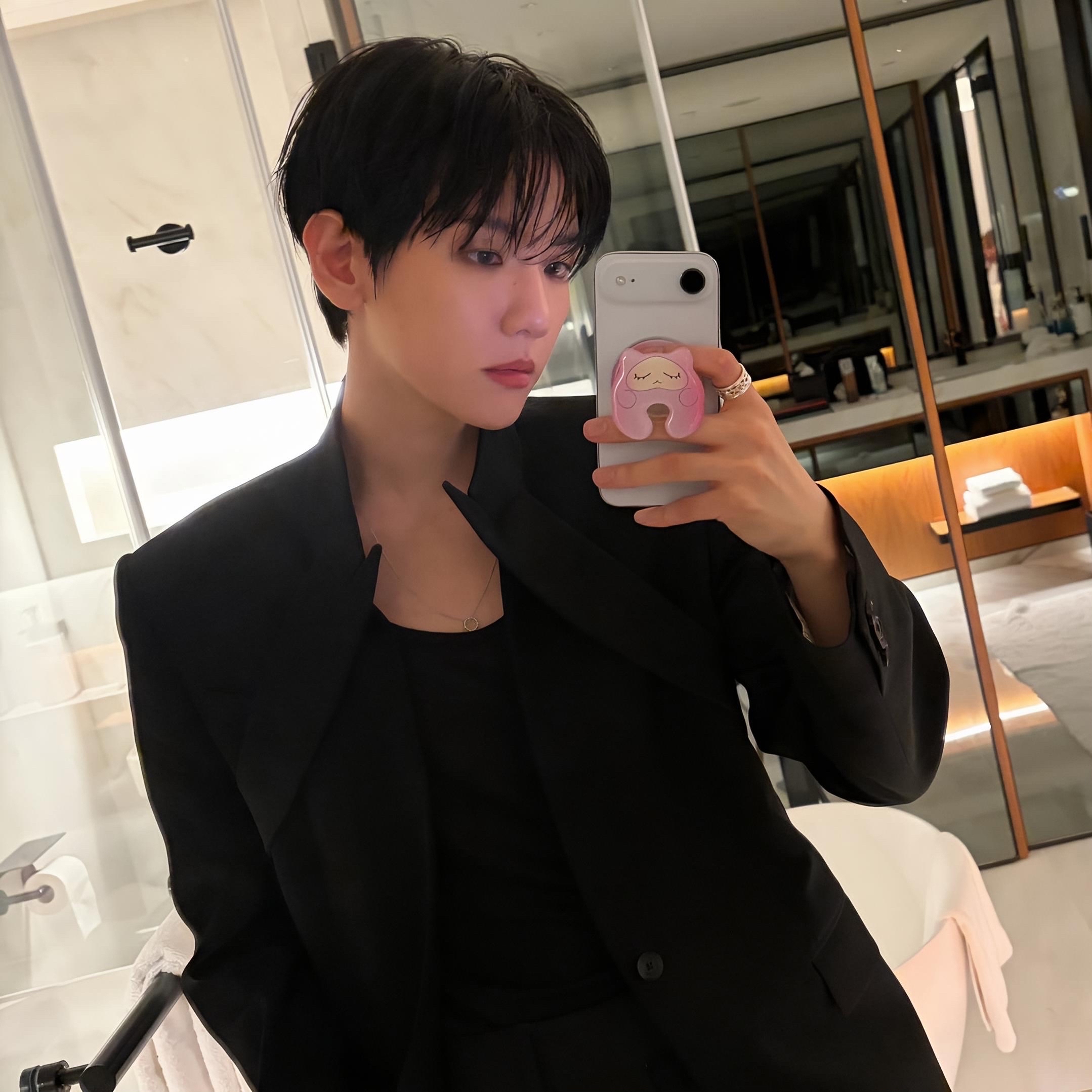 Momen yang diabadikan oleh penggemar Baekhyun (EXO)