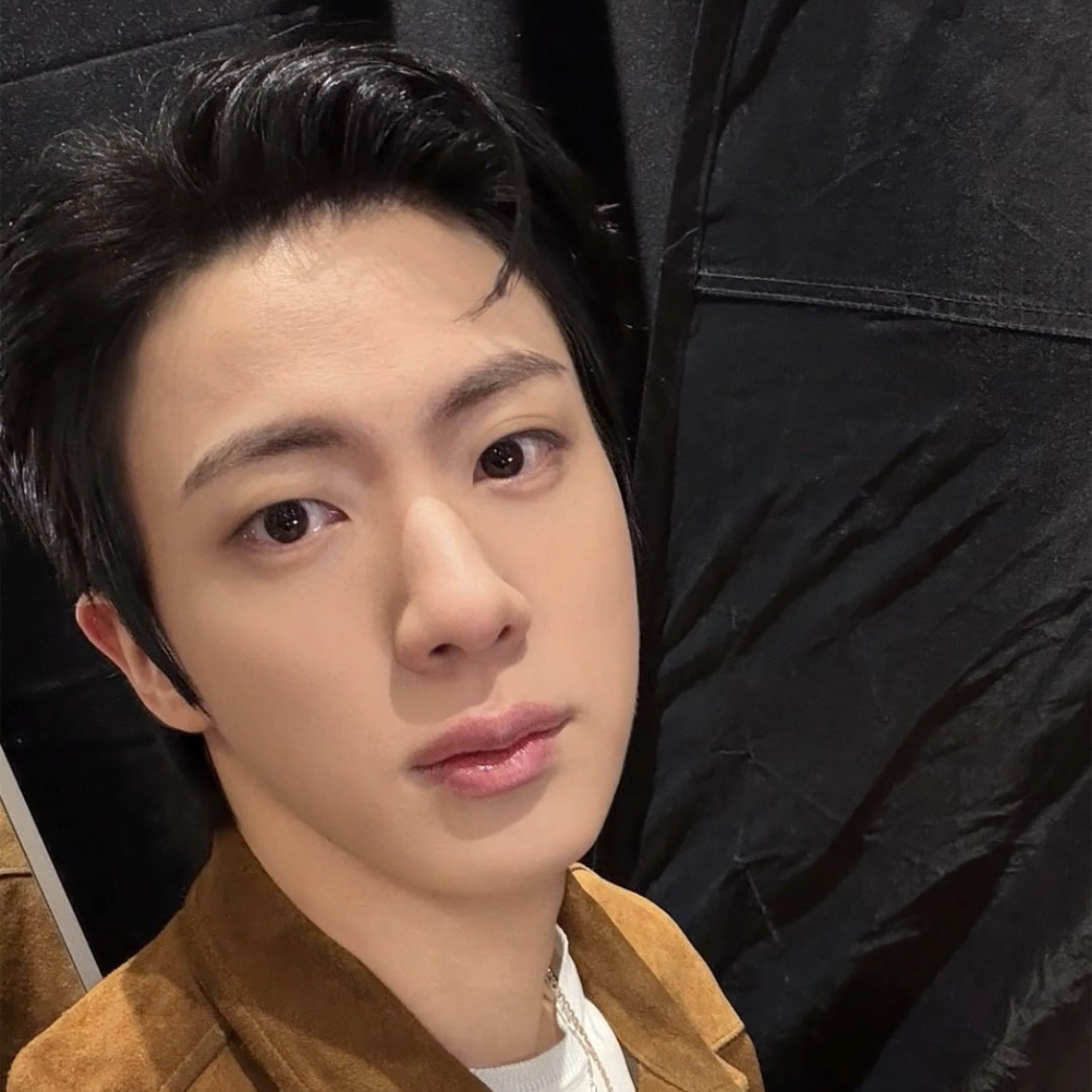 진 (방탄소년단) 최근 활동샷