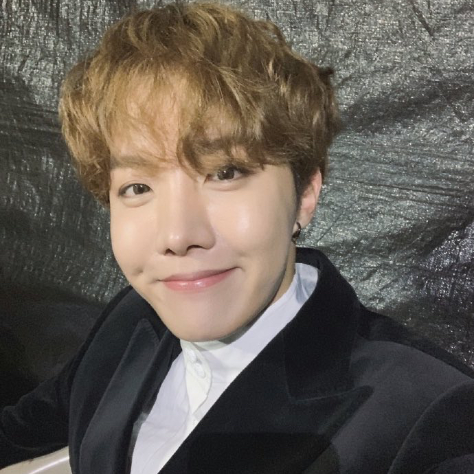 제이홉 (방탄소년단) 최근 활동샷